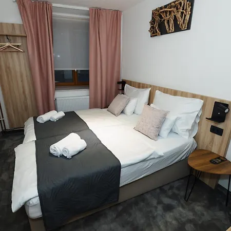 Hucho House Hotel And Apartments