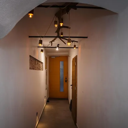 Hucho House Hotel And Apartments * Kranj