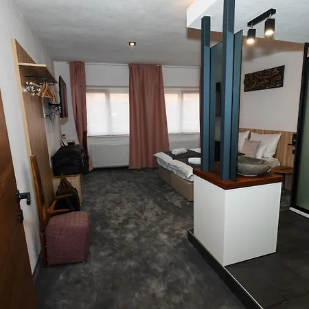 Apartment Hucho House Hotel And Apartments *