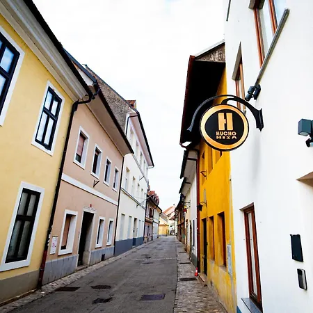 Hucho House Hotel And Apartments * Kranj